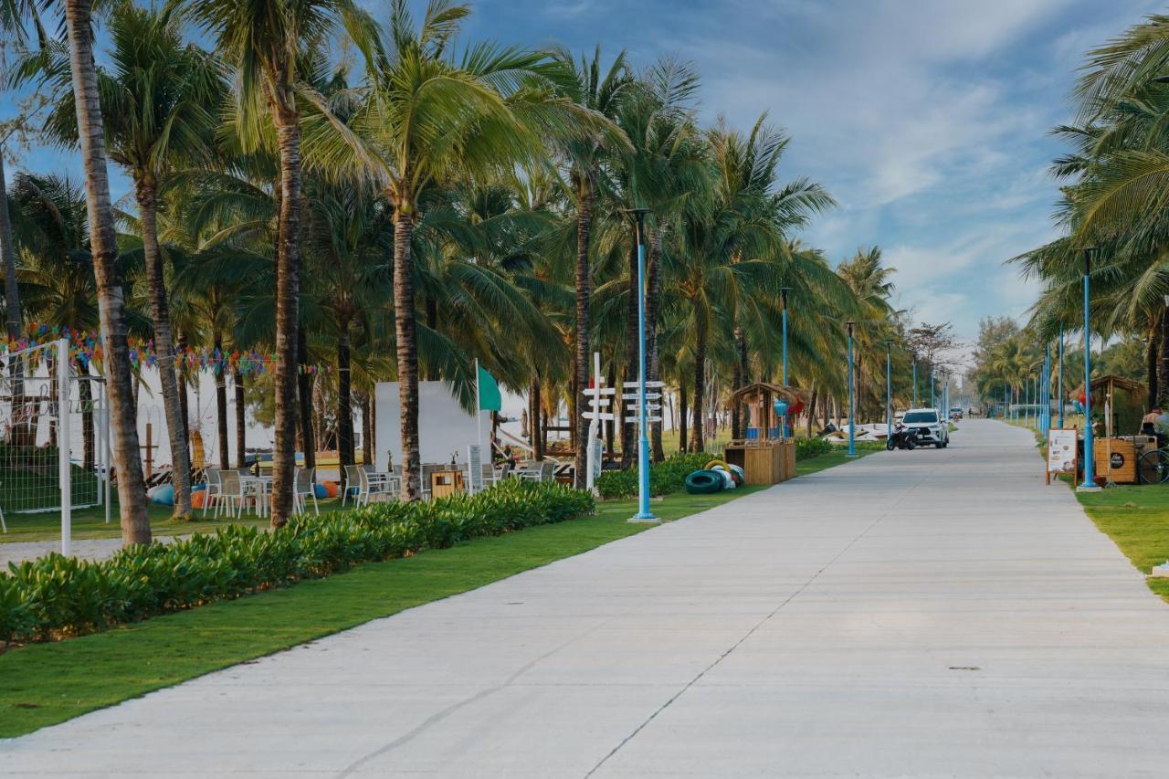 Kosmos Apart Hotel Phu Quoc - Night Market & Walkin To Beach Exterior photo