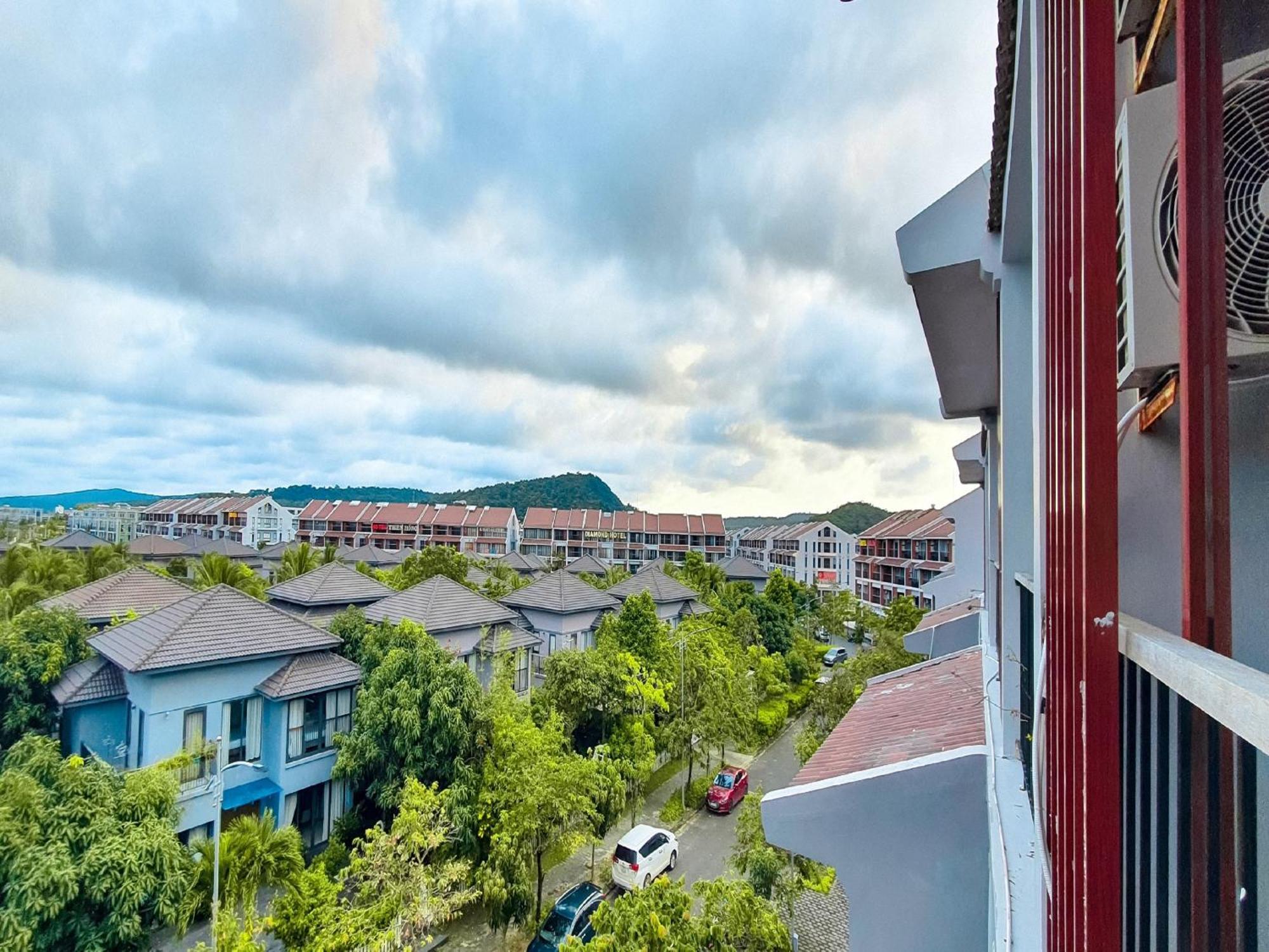 Kosmos Apart Hotel Phu Quoc - Night Market & Walkin To Beach Exterior photo