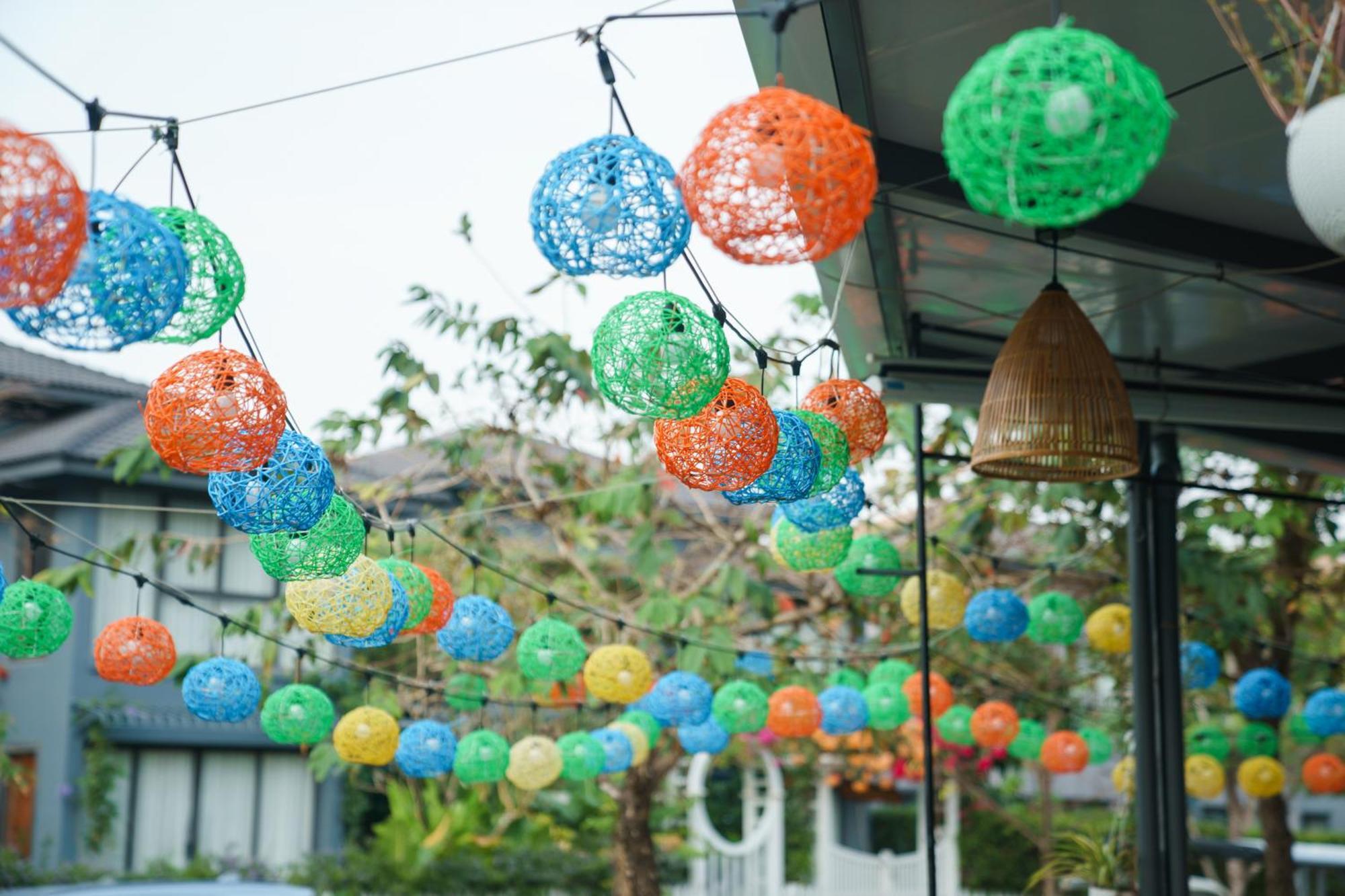 Kosmos Apart Hotel Phu Quoc - Night Market & Walkin To Beach Exterior photo