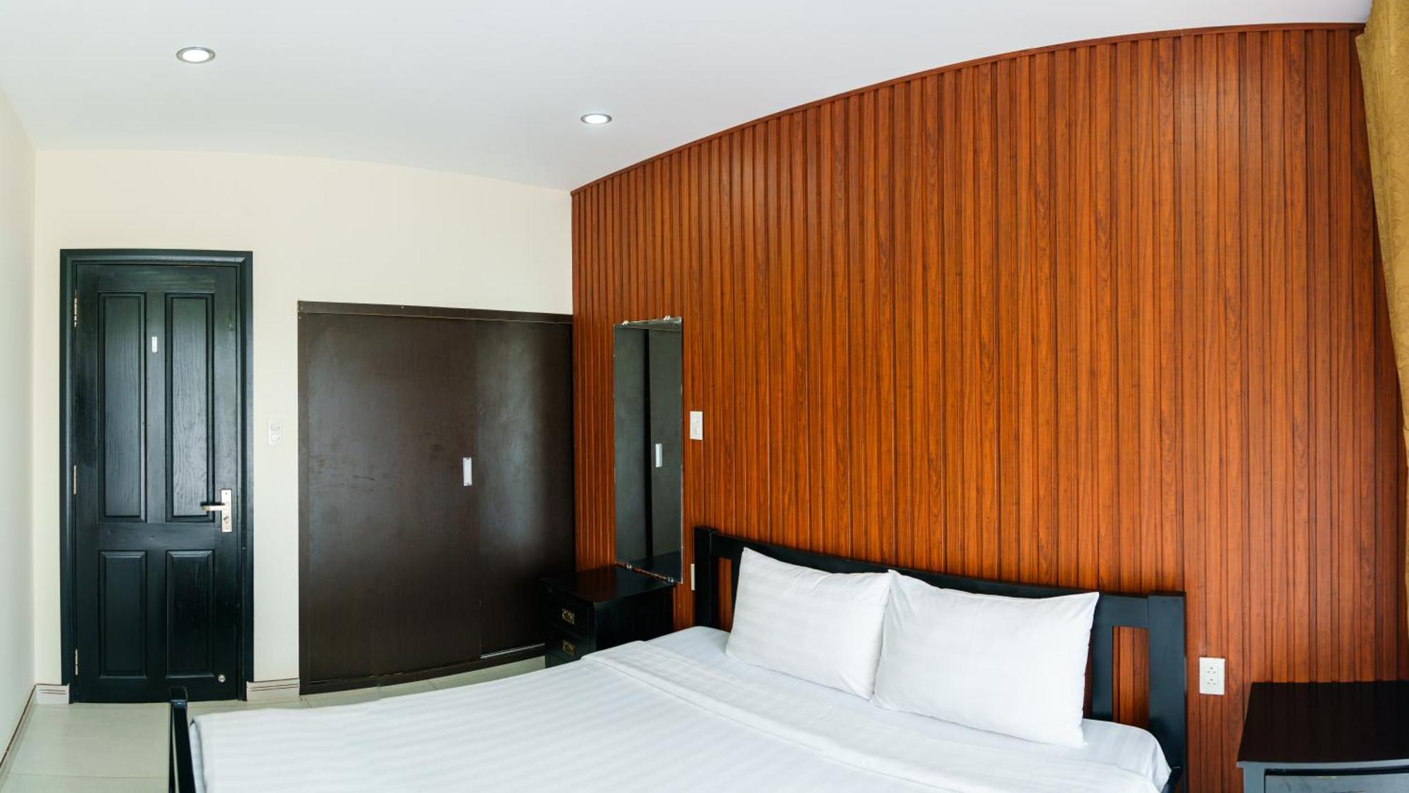 Kosmos Apart Hotel Phu Quoc - Night Market & Walkin To Beach Exterior photo