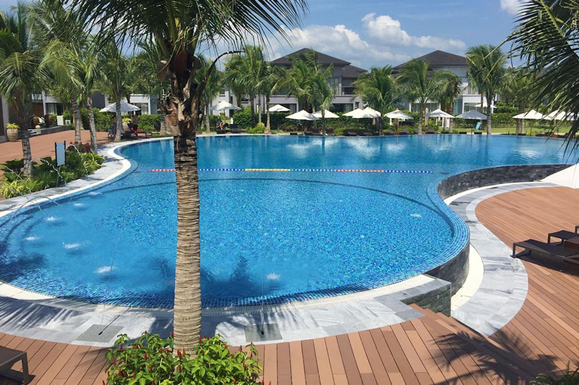 Kosmos Apart Hotel Phu Quoc - Night Market & Walkin To Beach Exterior photo